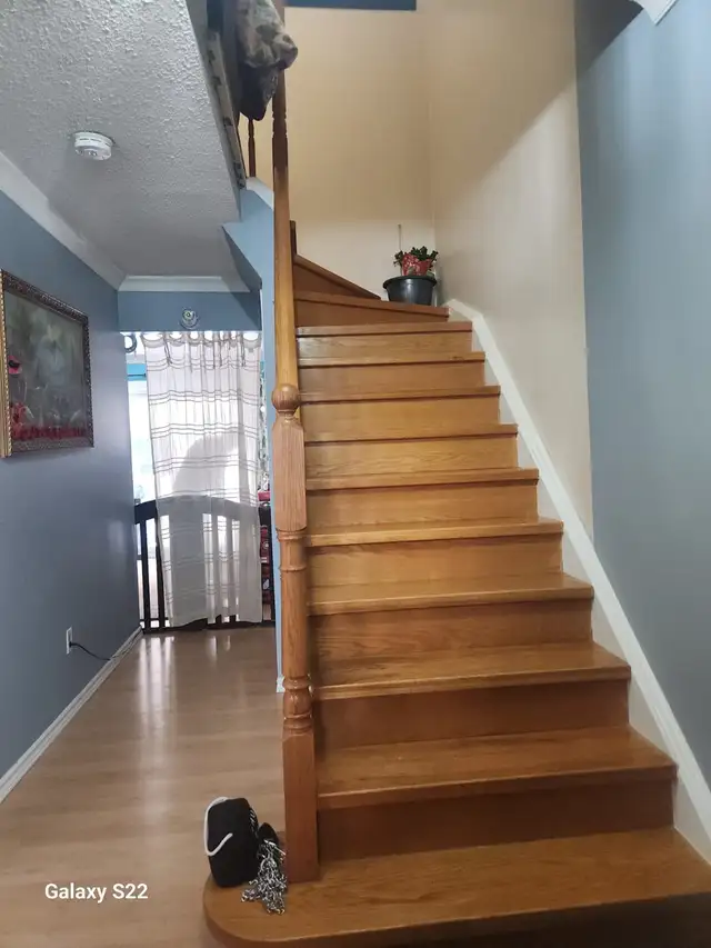 Room For Rent@ Warden and Sheppard Ave