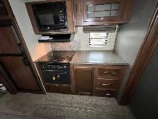 2017 North Trail 33BKSS, BUNK HOUSE MODEL, SPACIOUS - Photo 8