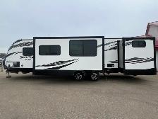 2017 North Trail 33BKSS, BUNK HOUSE MODEL, SPACIOUS - Photo 23