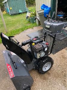 2022 Briggs Stratton 15/30 Snowblower - $1200.00 obo