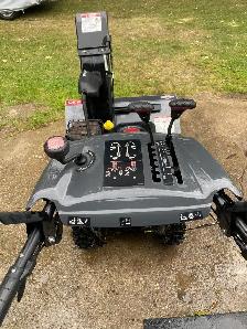2022 Briggs Stratton 15/30 Snowblower - $1200.00 obo - Photo 2