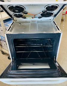 Frigidaire 30' Coil-Top Range, - Photo 2