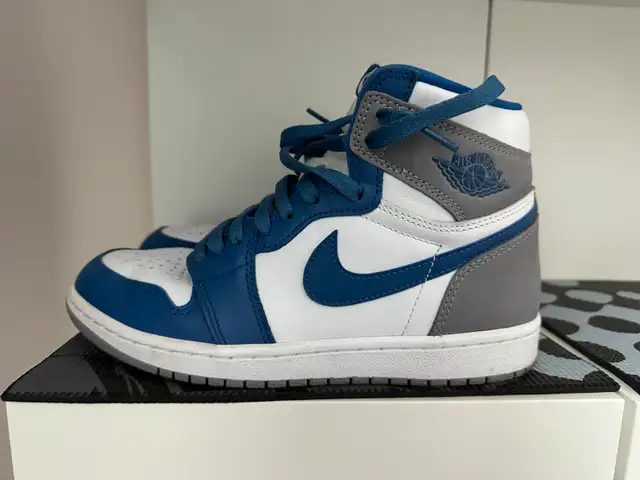 True Blue   Jordan 1 Highs OG