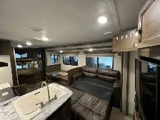 2018 KEYSTONE BULLET 272BHS, BUNKS, REAR BATHROOM, SECOND ACCESS - Photo 5