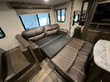 2018 KEYSTONE BULLET 272BHS, BUNKS, REAR BATHROOM, SECOND ACCESS - Photo 19