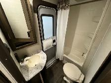 2018 KEYSTONE BULLET 272BHS, BUNKS, REAR BATHROOM, SECOND ACCESS - Photo 26