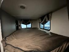 2018 KEYSTONE BULLET 272BHS, BUNKS, REAR BATHROOM, SECOND ACCESS - Photo 34