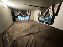 2018 KEYSTONE BULLET 272BHS, BUNKS, REAR BATHROOM, SECOND ACCESS - Photo 35