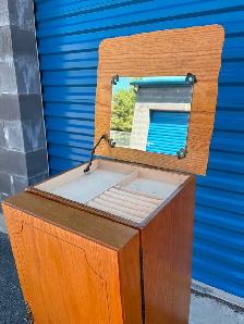 Jewelry Stand - Photo 4