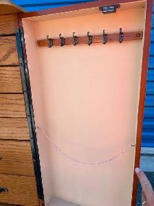 Jewelry Stand - Photo 10