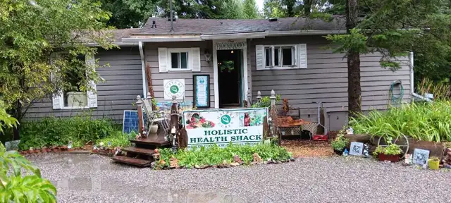 House with Health Center for Rent