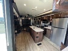 2018 Jayco Bungalow 40RLTS, SPACIOUS, COUPLES UNIT - Photo 13