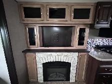 2018 Jayco Bungalow 40RLTS, SPACIOUS, COUPLES UNIT - Photo 24