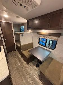 2019 Forest River Wolf Pup 16Ft W/bunks & pack n’ play door! - Photo 6