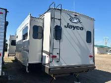2018 Jayco Eagle 338 RETS - perfect couples lake unit! - Photo 3