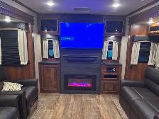 2018 Jayco Eagle 338 RETS - perfect couples lake unit! - Photo 6