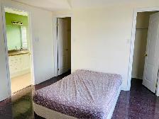 Room For Rent - Photo 7