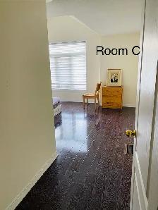 Room For Rent - Photo 10
