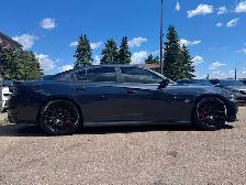 2016 Dodge Charger SRT 392 4dr Sdn - Photo 4