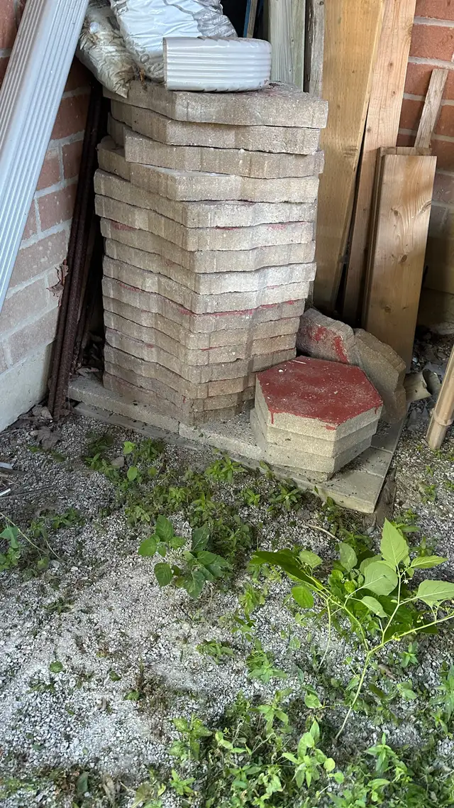 FREE PAVERS/INTERLOCK STONES