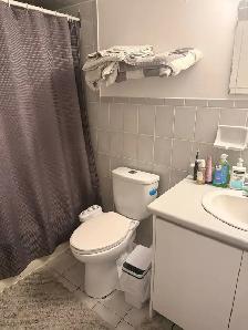 Furnished room in North York. Available Sept 1st - Photo 2