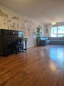 Beautiful mint-condition 3 bedroom townhouse near Blair LRT for - Photo 14