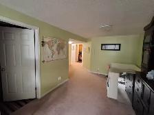 Beautiful mint-condition 3 bedroom townhouse near Blair LRT for - Photo 20