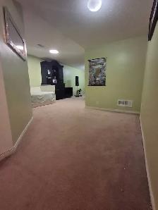 Beautiful mint-condition 3 bedroom townhouse near Blair LRT for - Photo 24