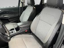2017 Ford Escape | 4WD | 2.0L | CLEAN CARFAX | PANO ROOF | PUSH - Photo 2