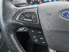 2017 Ford Escape | 4WD | 2.0L | CLEAN CARFAX | PANO ROOF | PUSH - Photo 9