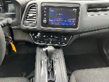 2019 Honda HR-V | AWD | CLEAN CARFAX | BACK-UP CAM | CAR-PLAY | - Photo 18