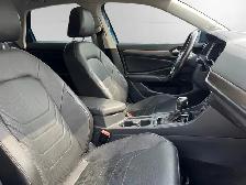 2019 Volkswagen Jetta | CLEAN CARFAX | SUNROOF | BACK-UP | CAR-P - Photo 12