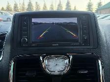 2015 Chrysler Town & Country | CLEAN CARFAX | NAVI | BACK-UP CAM - Photo 5