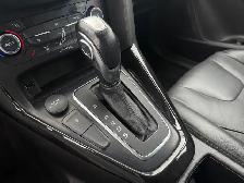 2018 Ford Focus | CLEAN CARFAX | 2.0L | 4WD | BIG SCREEN | SUNRO - Photo 28