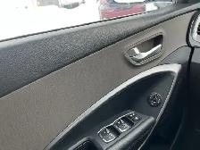 2015 Hyundai Santa Fe | CLEAN CARFAX | LOW KMS | BLUETOOTH | HEA - Photo 22