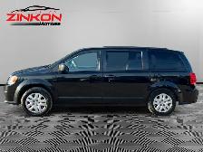 2020 Dodge Grand Caravan | ONE-OWNER | CLEAN CARFAX | STOW N GO - Photo 2