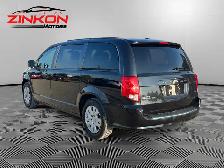 2020 Dodge Grand Caravan | ONE-OWNER | CLEAN CARFAX | STOW N GO - Photo 3