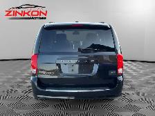 2020 Dodge Grand Caravan | ONE-OWNER | CLEAN CARFAX | STOW N GO - Photo 4