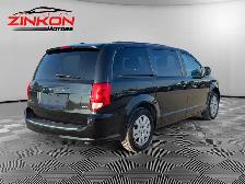 2020 Dodge Grand Caravan | ONE-OWNER | CLEAN CARFAX | STOW N GO - Photo 5
