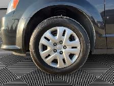 2020 Dodge Grand Caravan | ONE-OWNER | CLEAN CARFAX | STOW N GO - Photo 9