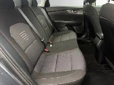 2020 Kia Forte | ONE-OWNER | BACK-UP CAM | CAR-PLAY | HTD SEATS - Photo 11