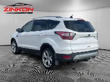 2018 Ford Escape | 4WD | 2.0L | CLEAN CARFAX | PANO ROOF | PUSH - Photo 3