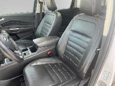 2018 Ford Escape | 4WD | 2.0L | CLEAN CARFAX | PANO ROOF | PUSH - Photo 11