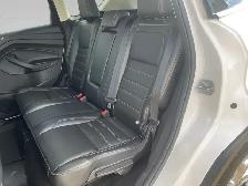 2018 Ford Escape | 4WD | 2.0L | CLEAN CARFAX | PANO ROOF | PUSH - Photo 12