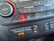 2018 Ford Escape | 4WD | 2.0L | CLEAN CARFAX | PANO ROOF | PUSH - Photo 21