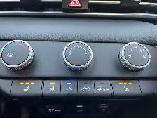 2022 Hyundai Elantra | ONE-OWNER | CLEAN CARFAX | BACK-UP CAM | - Photo 18