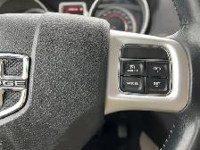 2019 Dodge Journey | ONE-OWNER | BACK-UP CAM | PUSH START | BLUE - Photo 15