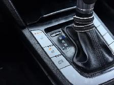 2018 Hyundai Elantra | ONE-OWNER | CLEAN CARFAX | CAR-PLAY | BAC - Photo 22