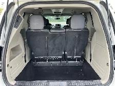 2017 Dodge Grand Caravan | CLEAN CARFAX | ALL POWER OPTIONS | - Photo 13
