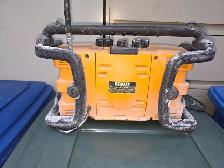 Dewalt Corded Radio 9.6V & 18V 1Hr NiCd Battery Charger - Photo 6
